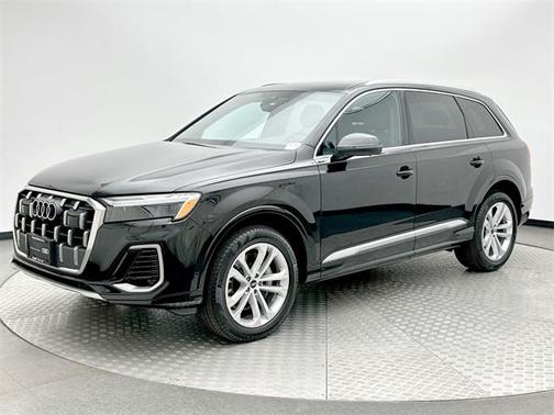 2025 Audi Q7 55 Premium