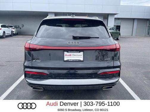 Mythos Black Metallic 2025 Audi Q5 Premium TFSI quattro S tronic