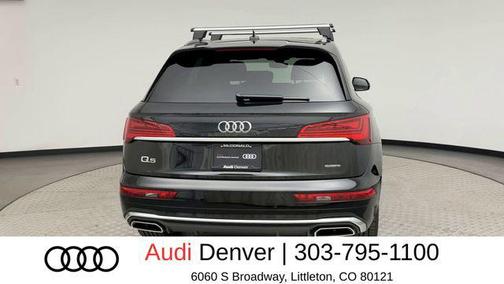 Mythos Black Metallic 2023 Audi Q5 45 S line Premium