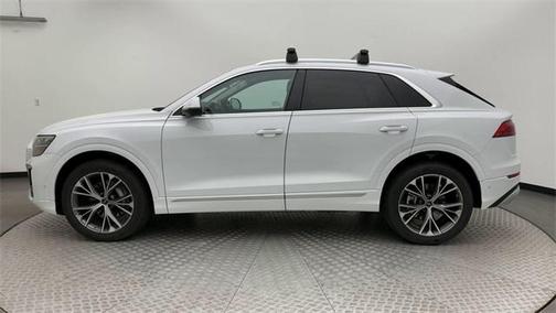 2025 Audi Q8 55 Premium Plus