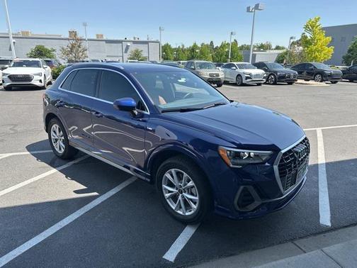 2022 Audi Q3 45 S line Premium