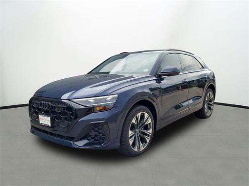 2025 Audi Q8 55 Premium Plus