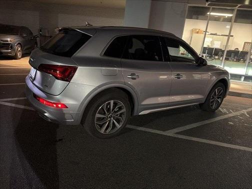 2022 Audi Q5 45 S line Premium Plus