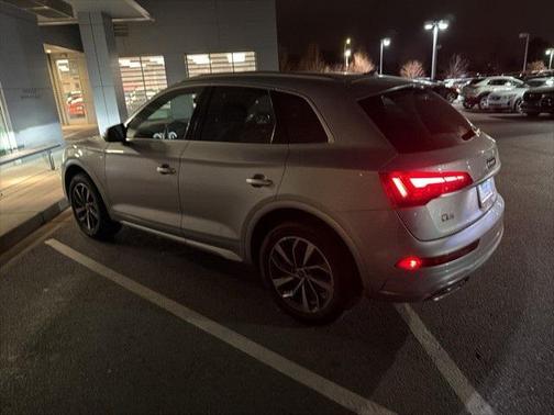 2022 Audi Q5 45 S line Premium Plus