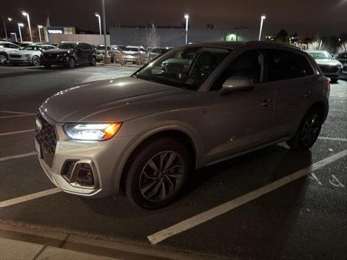 2022 Audi Q5 45 S line Premium Plus