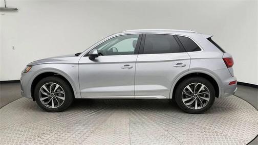 2022 Audi Q5 45 S line Premium Plus