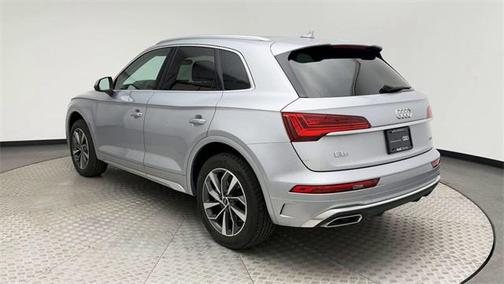 2022 Audi Q5 45 S line Premium Plus