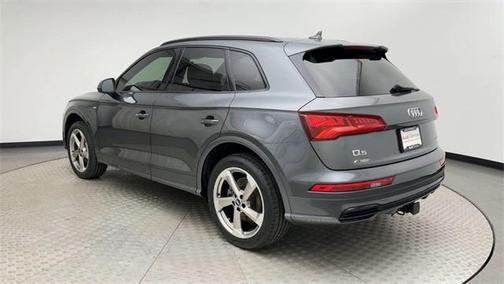 2020 Audi Q5 45 Titanium Premium