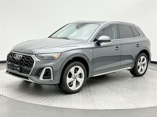 2023 Audi Q5 45 S line Premium Plus