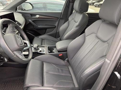 2023 Audi Q5 45 S line Premium