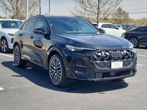 Mythos Black Metallic 2026 Audi SQ5 3.0T Premium Plus