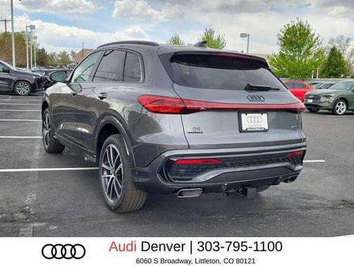 Daytona Gray Pearl Effect 2026 Audi Q5 Premium Plus TFSI quattro S tronic