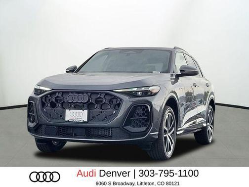Daytona Gray Pearl Effect 2026 Audi Q5 Premium Plus TFSI quattro S tronic