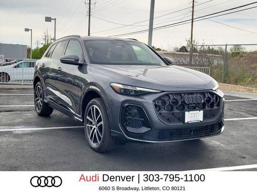 Daytona Gray Pearl Effect 2026 Audi Q5 Premium Plus TFSI quattro S tronic