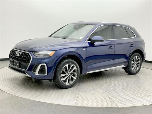 2022 Audi Q5 45 S line Premium