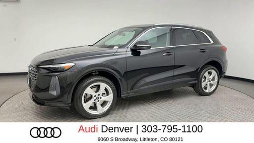 Mythos Black Metallic 2025 Audi Q5 Premium Plus TFSI quattro S tronic