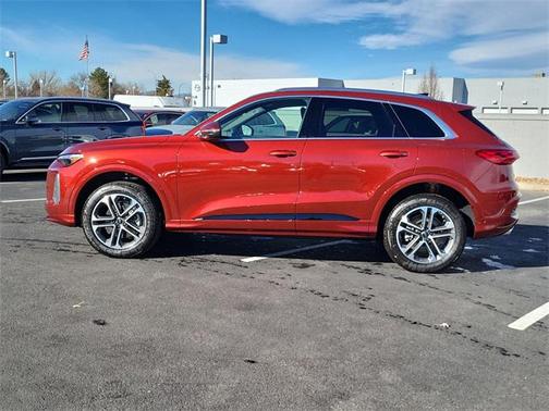 2025 Audi Q5 Premium Plus TFSI quattro S tronic