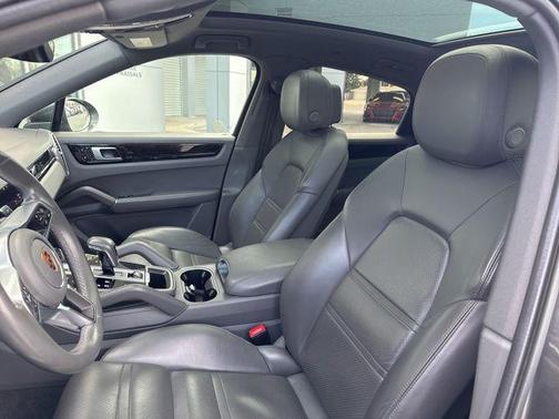 2020 Porsche Cayenne Cayenne