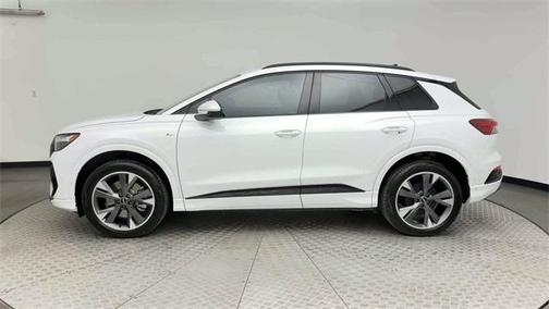 2024 Audi Q4 e-tron Premium Plus 50 quattro