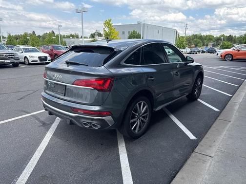 2022 Audi SQ5 3.0T Premium Plus