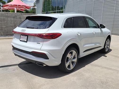 2025 Audi Q5 Premium Plus