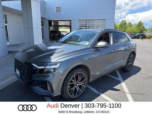 Daytona Gray Pearl Effect 2022 Audi Q8 55 Premium Plus