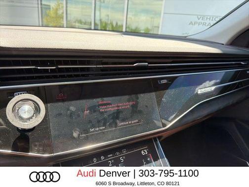 Daytona Gray Pearl Effect 2022 Audi Q8 55 Premium Plus