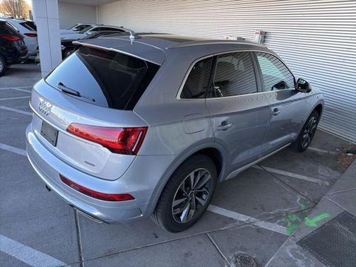 2023 Audi Q5 45 S line Premium Plus