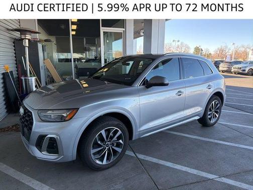 2023 Audi Q5 45 S line Premium Plus