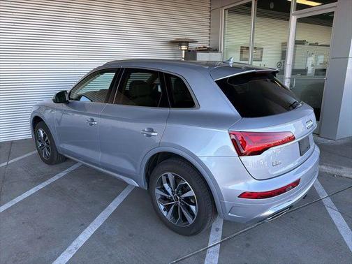 2023 Audi Q5 45 S line Premium Plus