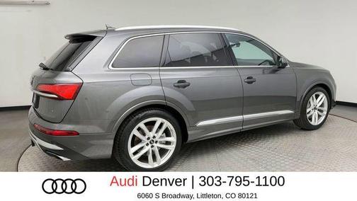 Samurai Gray Metallic 2025 Audi Q7 55 Premium Plus