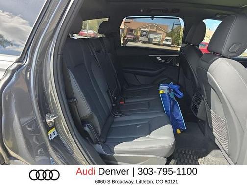 Samurai Gray Metallic 2025 Audi Q7 55 Premium Plus