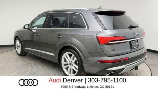 Samurai Gray Metallic 2025 Audi Q7 55 Premium Plus