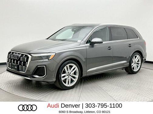 Samurai Gray Metallic 2025 Audi Q7 55 Premium Plus