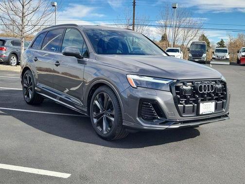 2026 Audi Q7 55 Premium Plus