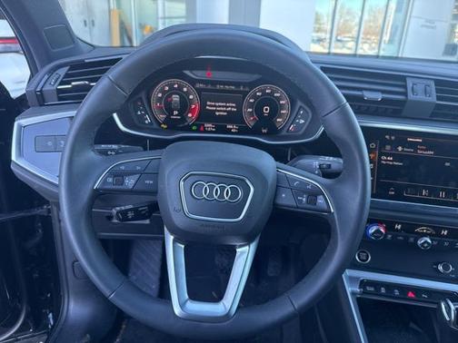 2024 Audi Q3 45 S line Premium Plus