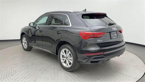 2024 Audi Q3 45 S line Premium Plus