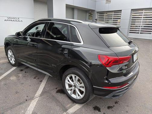 2023 Audi Q3 Premium 45 TFSI S line quattro Tiptronic
