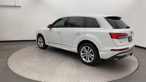 2025 Audi Q7 55 Premium Plus