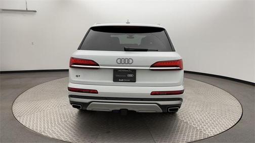 2025 Audi Q7 55 Premium Plus