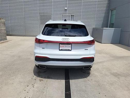 2025 Audi Q5 Prestige
