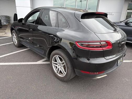 2017 Porsche Macan Base