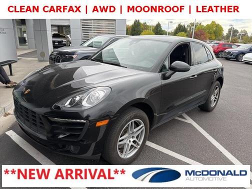 2017 Porsche Macan Base