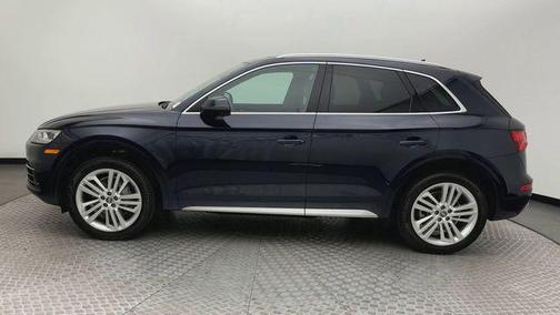 Moonlight Blue Metallic 2019 Audi Q5 2.0T Premium Plus