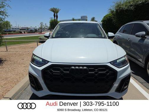 Glacier White Metallic 2023 Audi Q5 e 55 S line Premium Plus