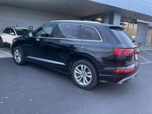 2018 Audi Q7 3.0T Premium Plus