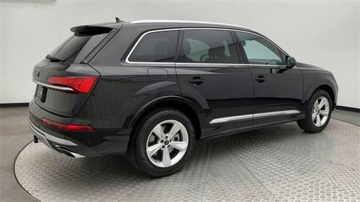 2025 Audi Q7 55 Premium