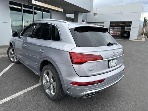 2022 Audi Q5 45 S line Premium Plus