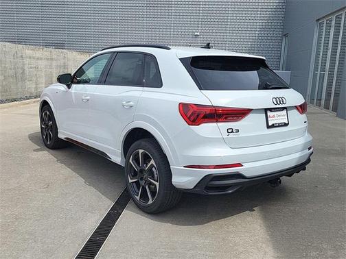 2025 Audi Q3 45 S line Premium Plus