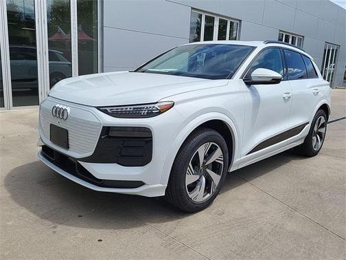 2025 Audi Q6 e-tron Premium Plus quattro
